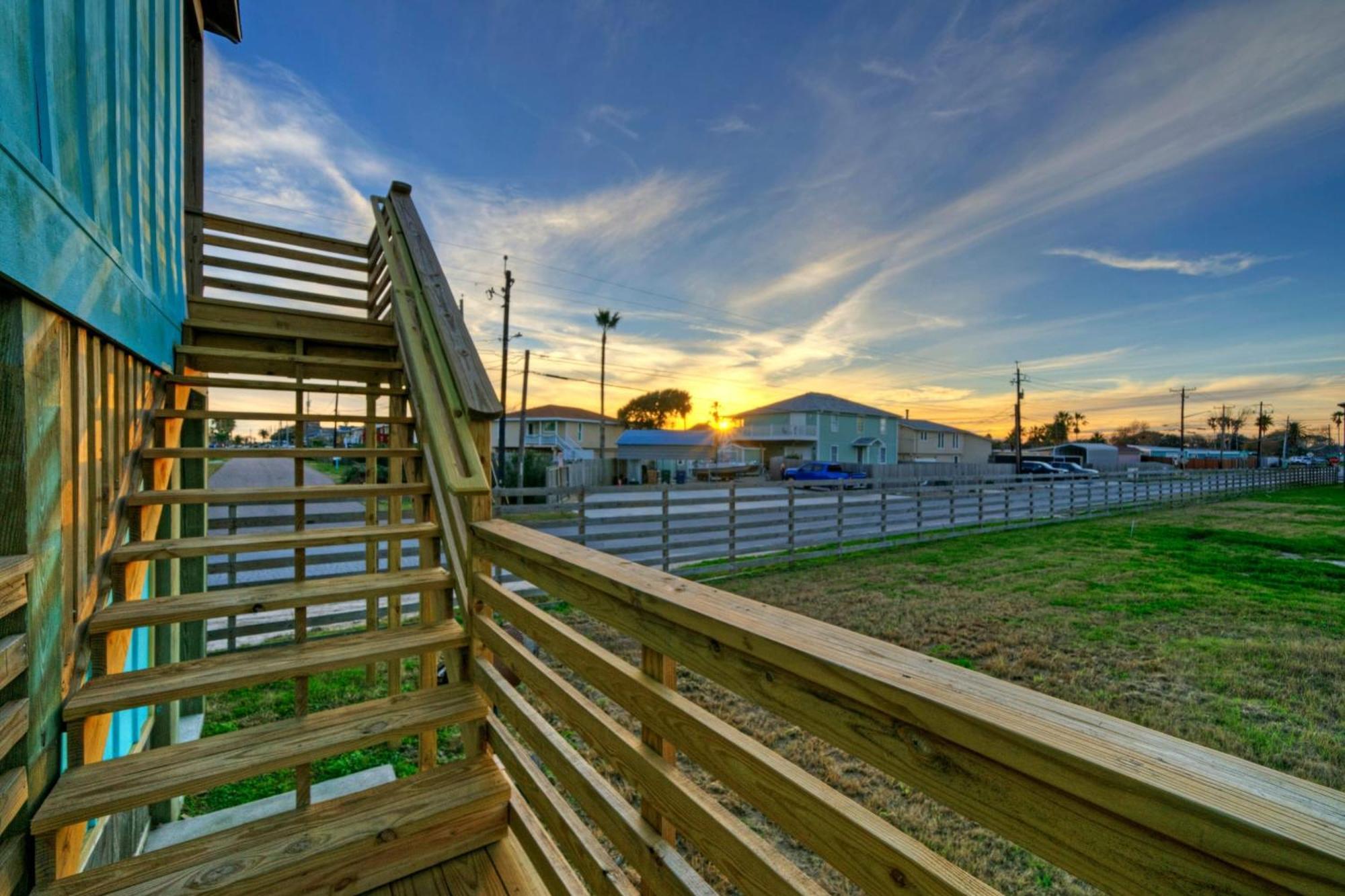 Big Slough By Avantstay Boat Dock Steps To Water Corpus Christi Exterior photo