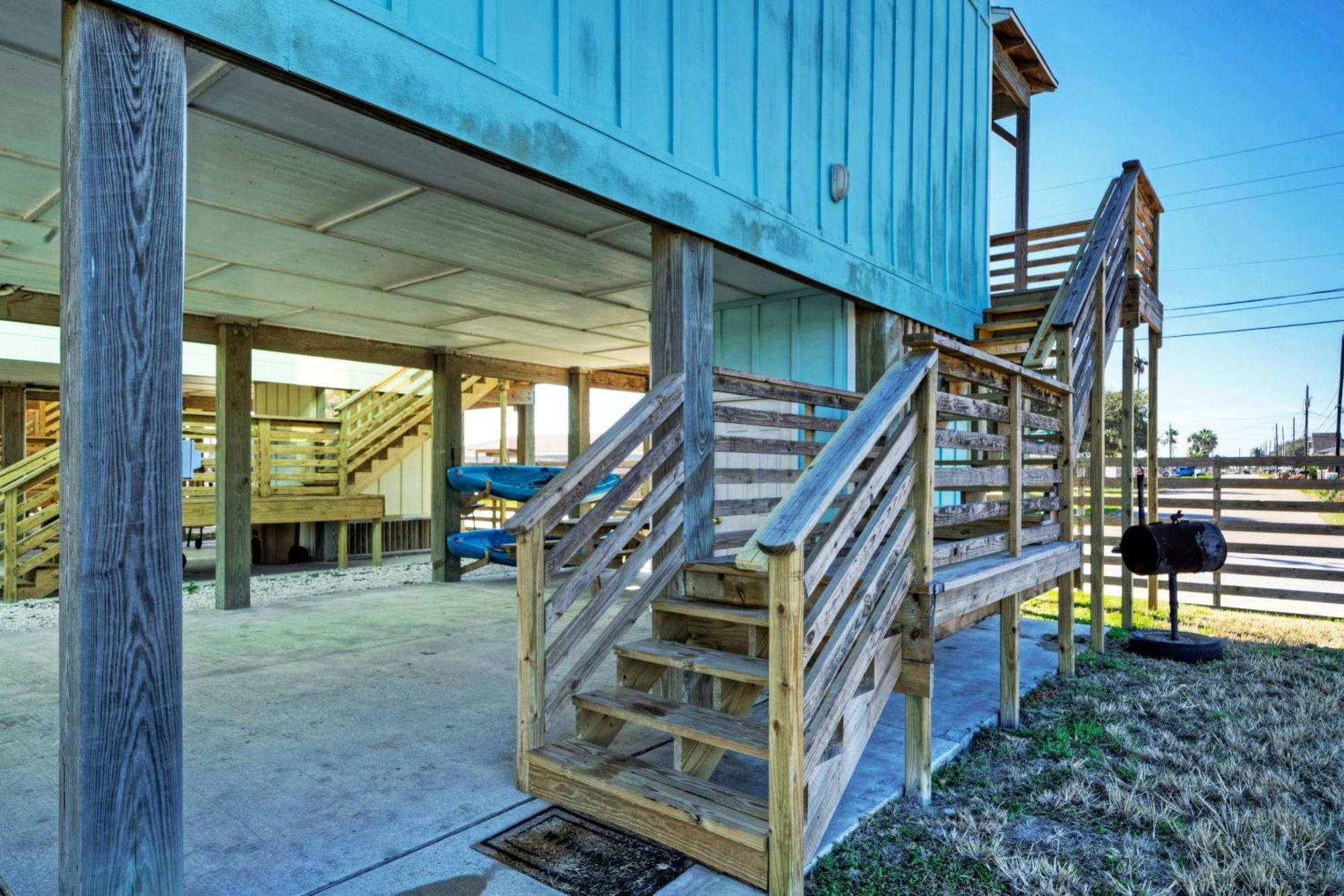 Big Slough By Avantstay Boat Dock Steps To Water Corpus Christi Exterior photo