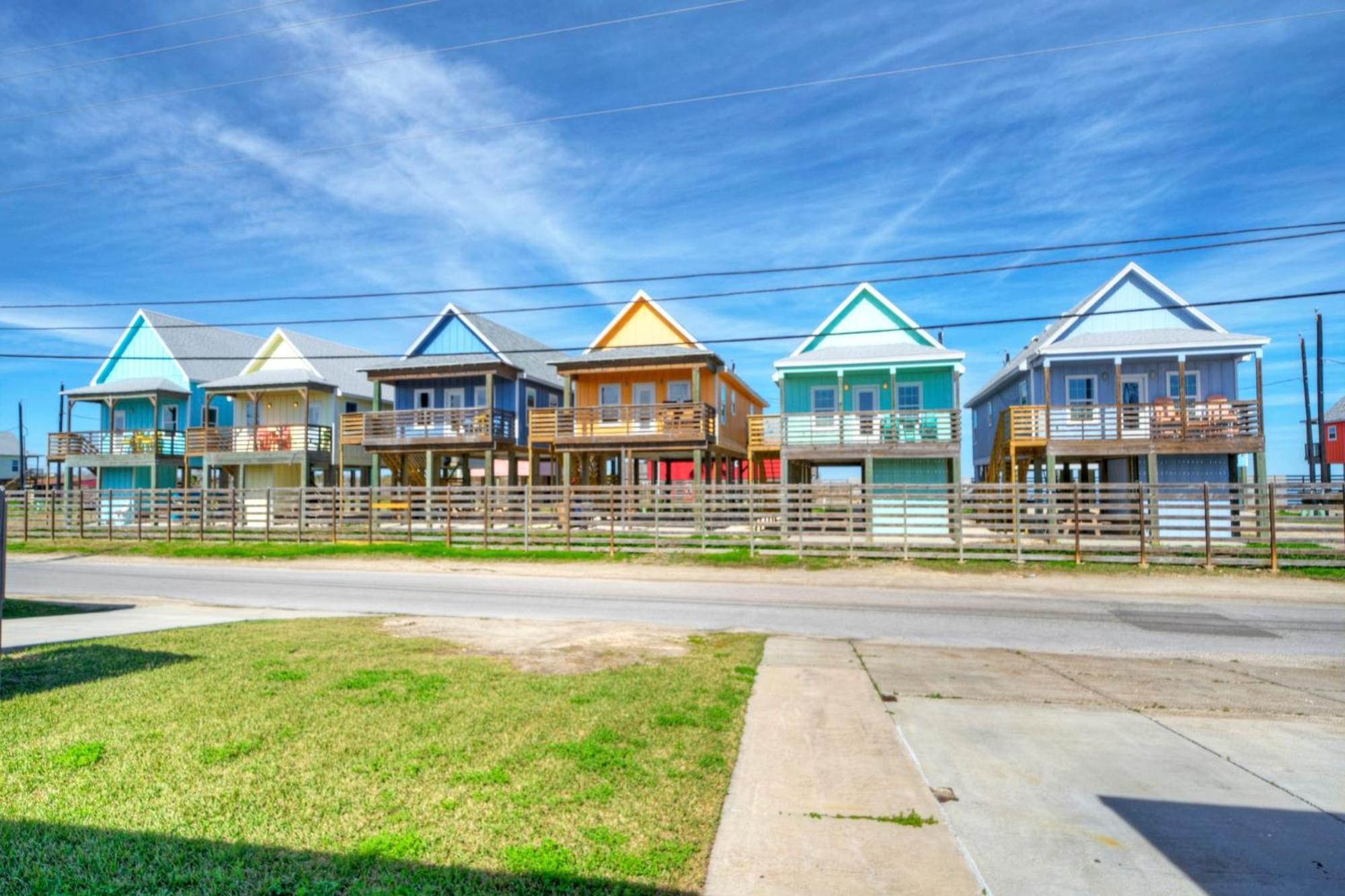 Big Slough By Avantstay Boat Dock Steps To Water Corpus Christi Exterior photo